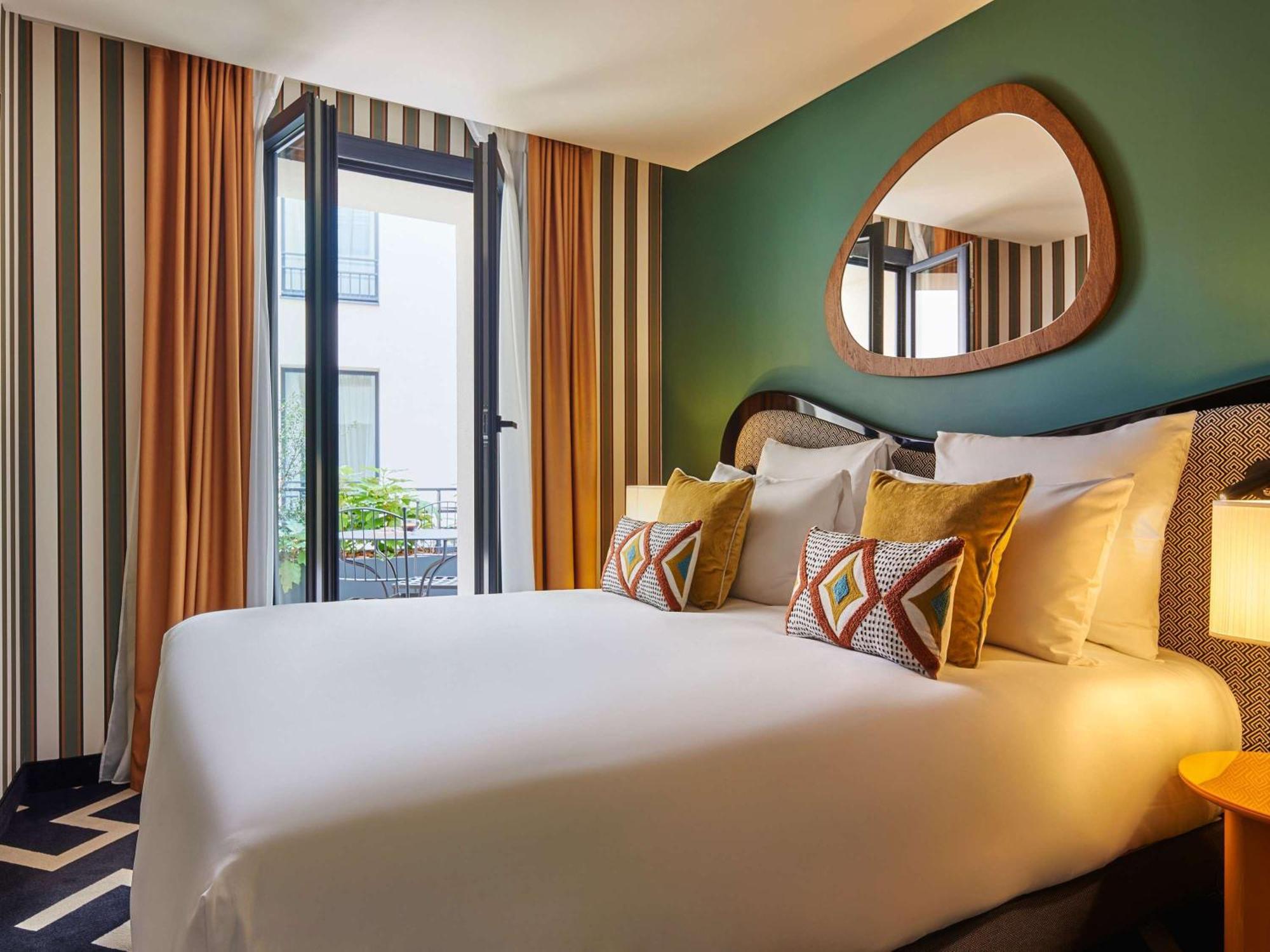 Mercure Paris Butte Montmartre Basilique Exterior photo