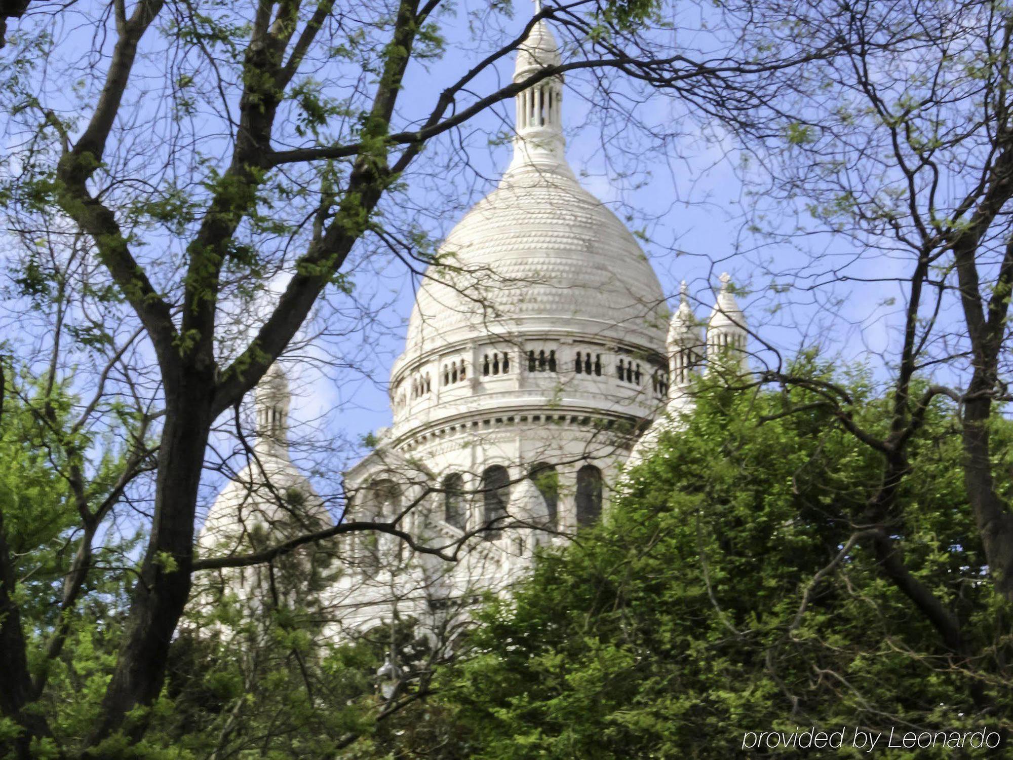 Mercure Paris Butte Montmartre Basilique Exterior photo